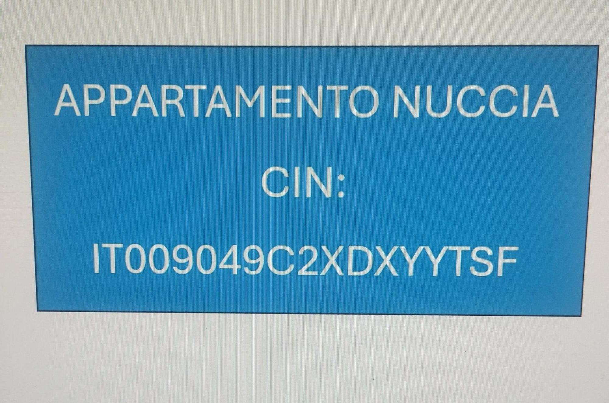 Appartamento Nuccia - Box Auto Gratuito E Biancheria Inclusa Pietra Ligure Eksteriør billede